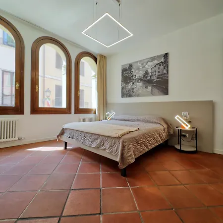Ponte Degli Angeli Modern And Apartment! Apartamento