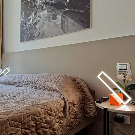 Ponte Degli Angeli Modern And Apartment! Apartamento Vicenza